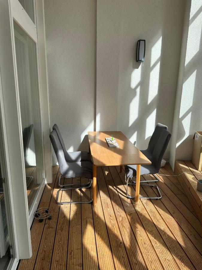 Relax-Wohnung Mit Balkon Ueber Die Weisse Elster Leipzig Exterior photo
